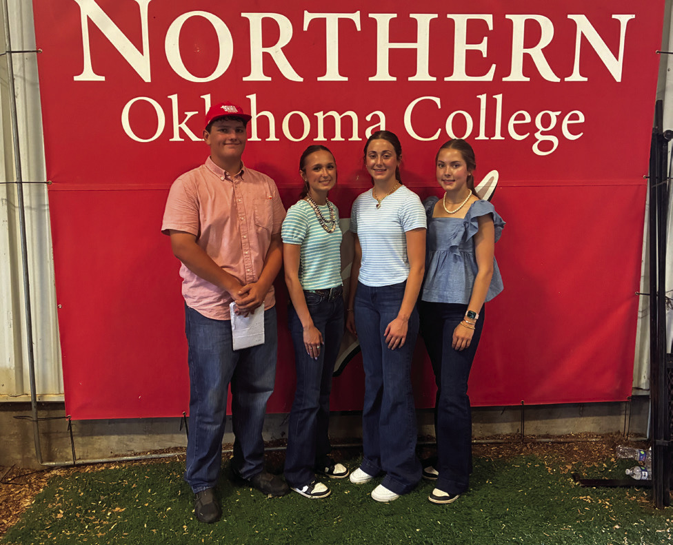 LEFT - Senior FFA Team, L-R: Lane Brown, Kilee Blehm, Berkley Mckay, Emersan Pool. RIGHT - Junior 4-H Team, L-R Back: Kadynce Martin, Beckett Wiss, Dax Inman, Bexley Decker, Cole Gorrell. Front: Lidia Martin, Claire Brown, Shiloh Wiss, Mesa Harman, Atalie Paul, McKinley Graves, and Kimberlyn Graves.