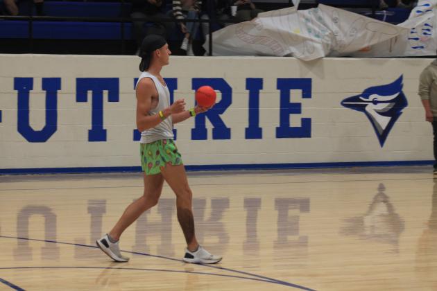 GHS students play dodgeball