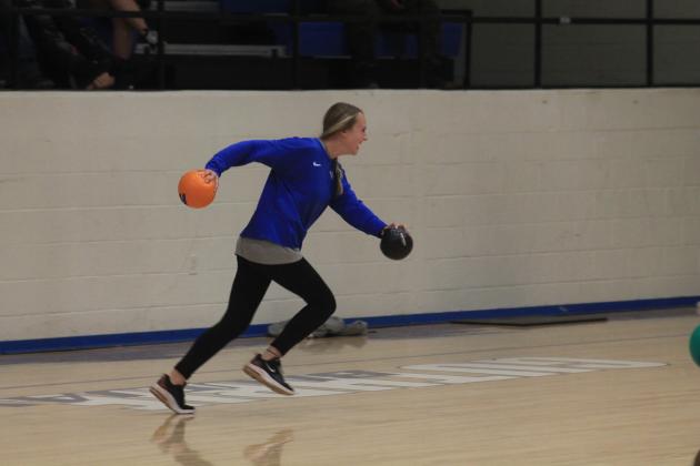GHS students play dodgeball