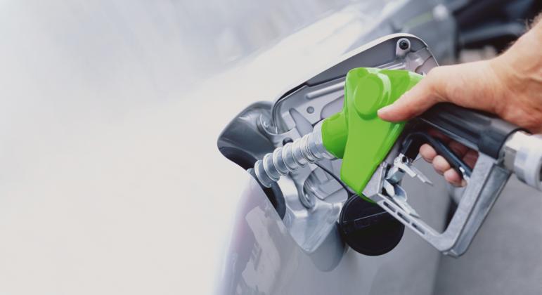 Gas prices in Oklahoma are starting to drop after a ferocious rise.