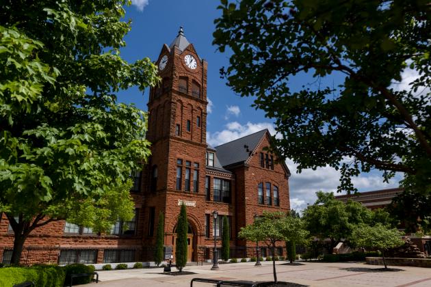 The University of Central Oklahoma recently announced the students named to the university’s honor rolls, a distinction given to those who achieve the highest academic standards. For the spring 2021 semester, 1,479 students were named to the President’s Honor Roll, an honor achieved by those who recorded a “straight-A” or 4.0 GPA. In addition, 1,804 students were named to the Dean’s Honor Roll, a list of those who achieved a 3.5 GPA or better for the semester and no grade lower than a B.
