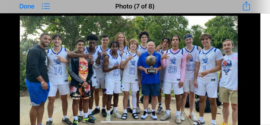The Eagles with the trophy after winning the OKC National Summer Championships