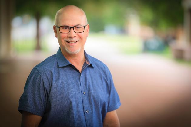 Jon Ramsey was awarded the 2021 USDA Southern Region Excellence in Teaching Award. (Photo by Todd Johnson, OSU Agricultural Communications Services)