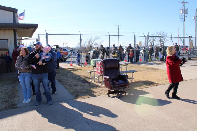 Crowd lined up to meet Santa.