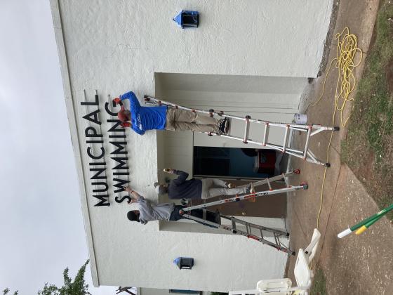 Guthrie YMCA Cleans up Community Pool