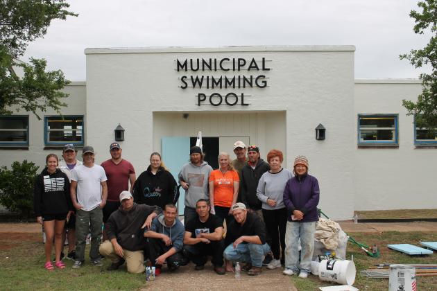 Guthrie YMCA Cleans up Community Pool