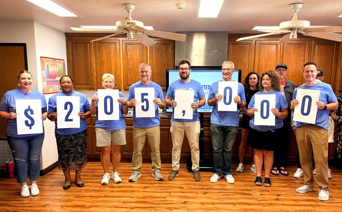 Brittany Timmons, Michelle Chapple, Linda Miller, Jed Waggoner, Tyler Calvert, Ronnie Fields, Dana Hornbeck &amp; Chris Evans. Photo Submitted.