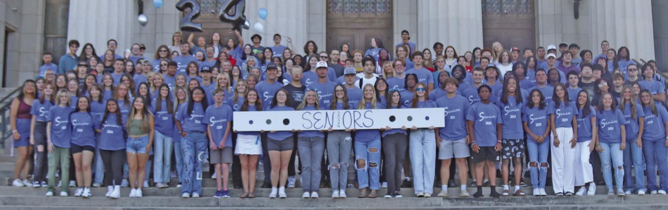 GHS Seniors 2024 Senior Drive. Photo by Mike Monahan