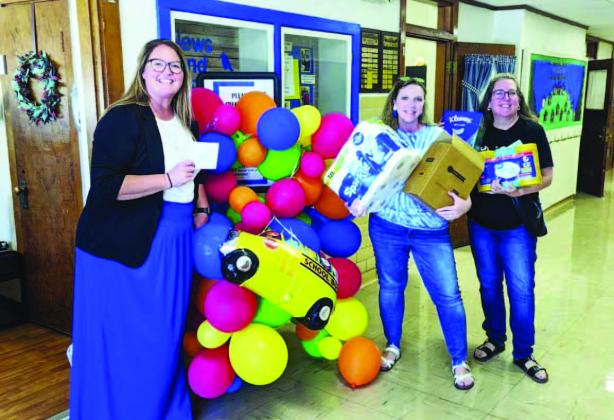 Guthrie Chamber of Commerce gifting supplies at Cotteral Elementary in 2024