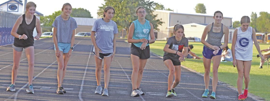 GHS Mile Night for HS Girls starting line.