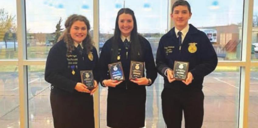 L to R KayLea Taylor, Baylee Brown, Casyn Larman