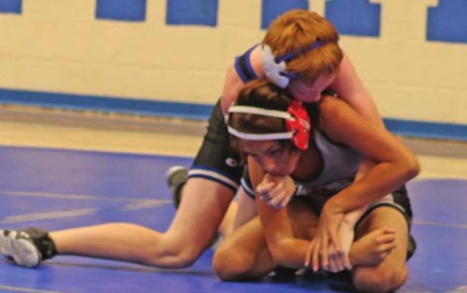 Colton Stevens in junior high match
