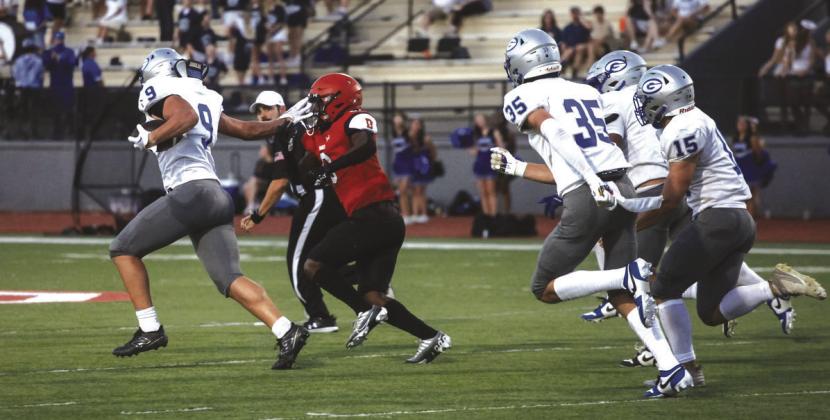 Photo courtesy of Toni Hopper, The Duncan Banner.
