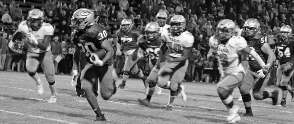 Guthrie’s Isaiah Hammons breaks away on final touchdown