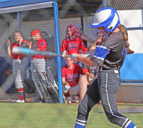 LeGrande with key hit in Thursday game