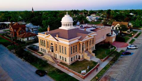 Oklahoma Territorial Museum and Carnegie Library 