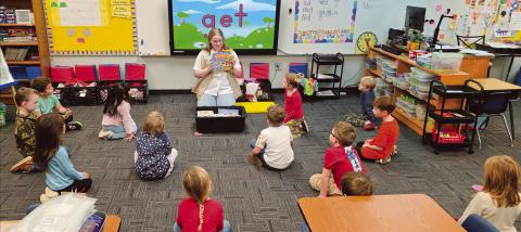 Braylea Lawson, presenting her Grow and Glow educational kits to students at Mulhall-Orlando Elementary School Photo provided by Braylea Lawson