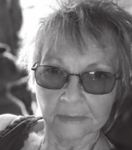 Paulette Knipp (Mobley)