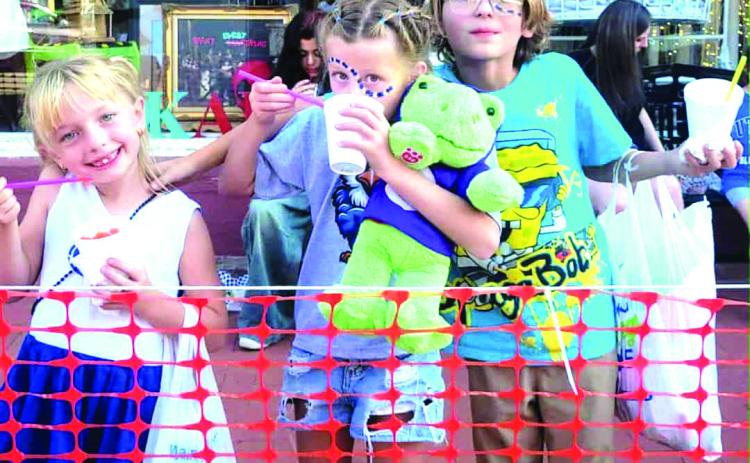 Face paint and snow cones add to the enjoyment of Homecoming! Photo Submitted