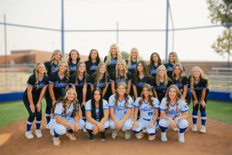 Lady Jays Softball. Photo photo by Shawn Ingle