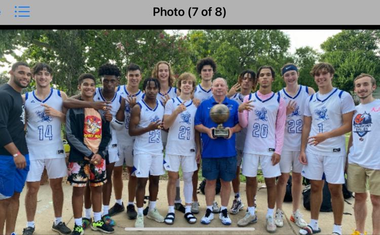 The Eagles with the trophy after winning the OKC National Summer Championships