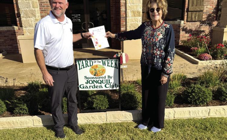 Jed Waggoner, President of F&M Bank Guthrie Market, and Jennie Woodard, Jonquil Garden Club Representative. Submitted photo