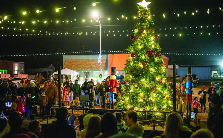 Crescent citizens enjoying the lights, love, and laughter the night brought.