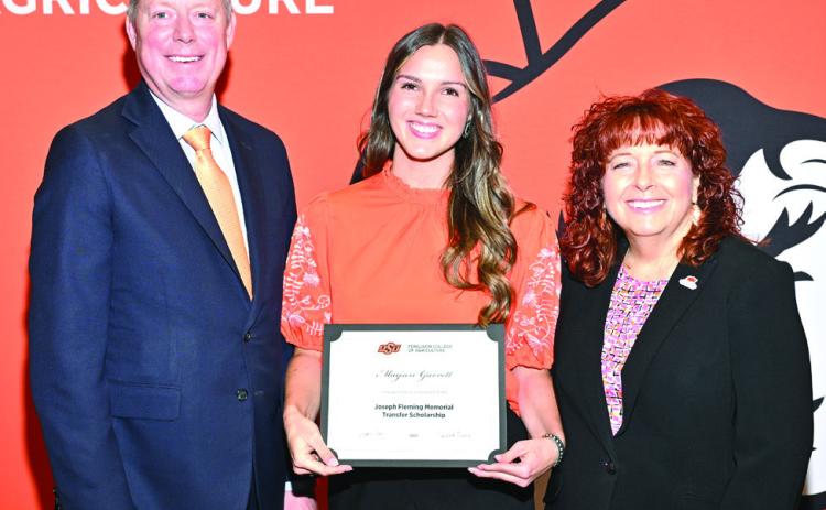 Maysen Garrett of Crescent-center