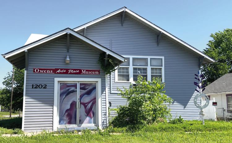 Owen's Art Place Museum. Photo by Bobbi Waddell